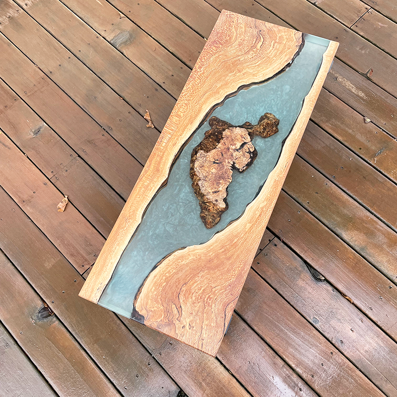 Island River Table