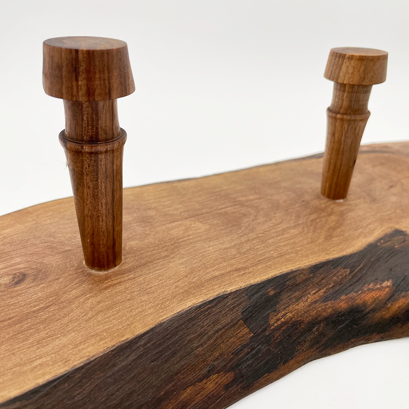 Mounted Pegs